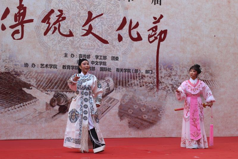 12.18 传统文化节-33_看图王.jpg 12.18 传统文化节-33_看图王.jpg